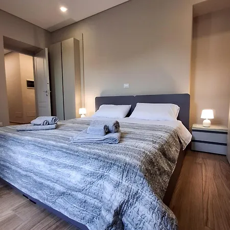 Casa Del Corso Konukevi 3*