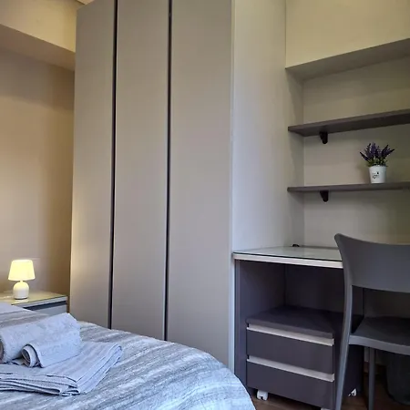 Casa Del Corso 3* كولّينيو
